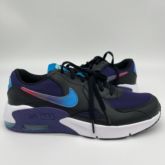 WMNS Nike Air Max Excee - Picture 2 of 10
